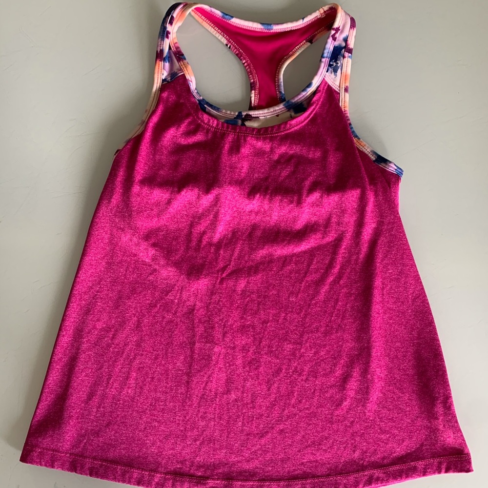 Girls workout tank top with built-in bra